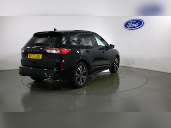 Used Ford Kuga 2022 for sale - 77102613: Photo