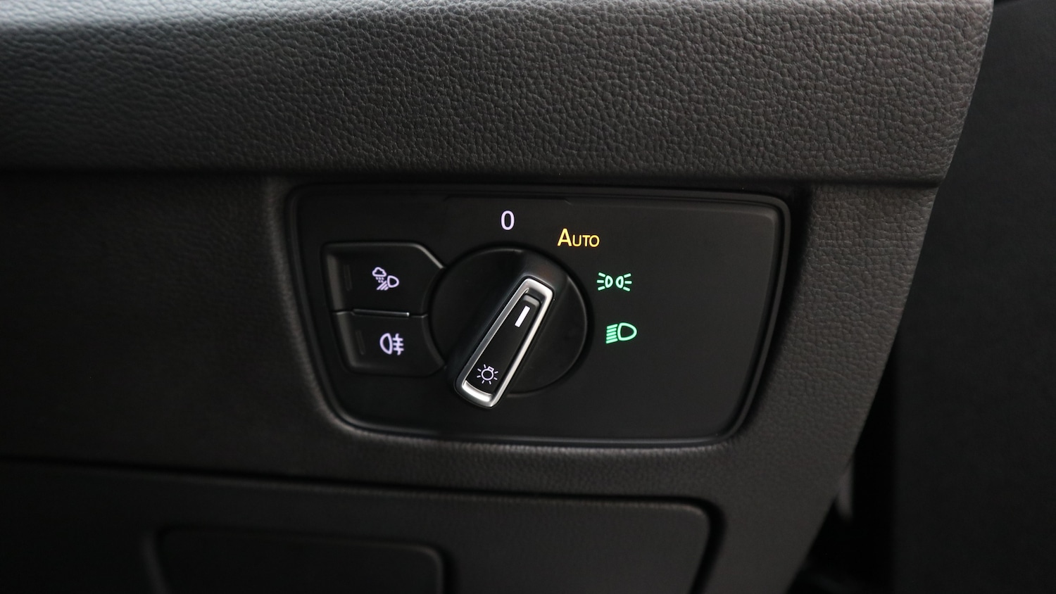 Used Volkswagen Arteon 2017 for sale - 76818405: Photo 40