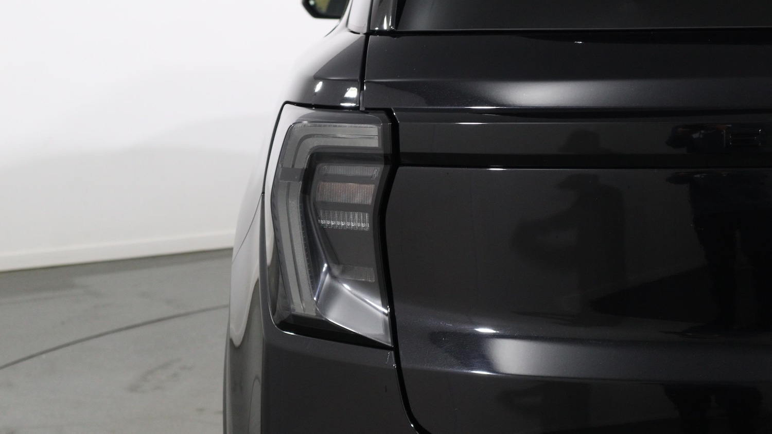 Used Ford Explorer 2024 for sale - 76818349: Photo 12