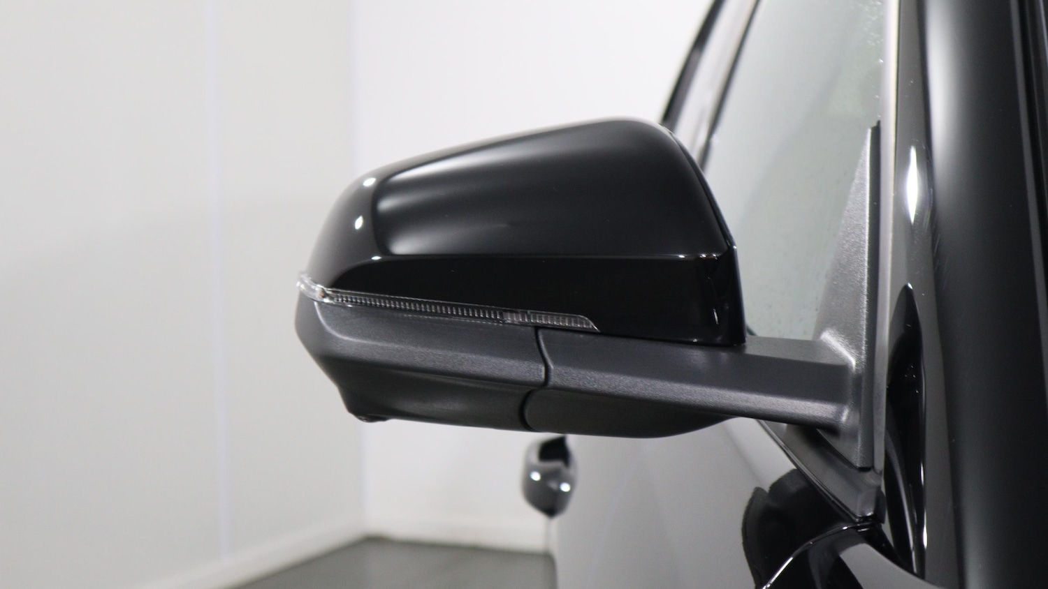 Used Ford Explorer 2024 for sale - 76818349: Photo 18