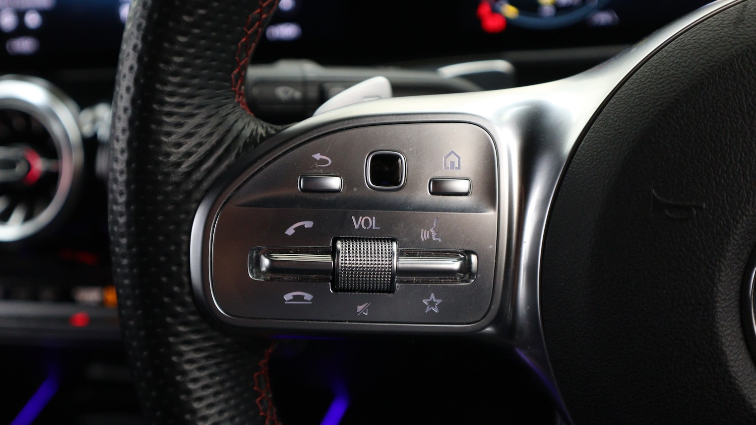 Used Mercedes-Benz GLB 2023 for sale - 76818407: Photo 29