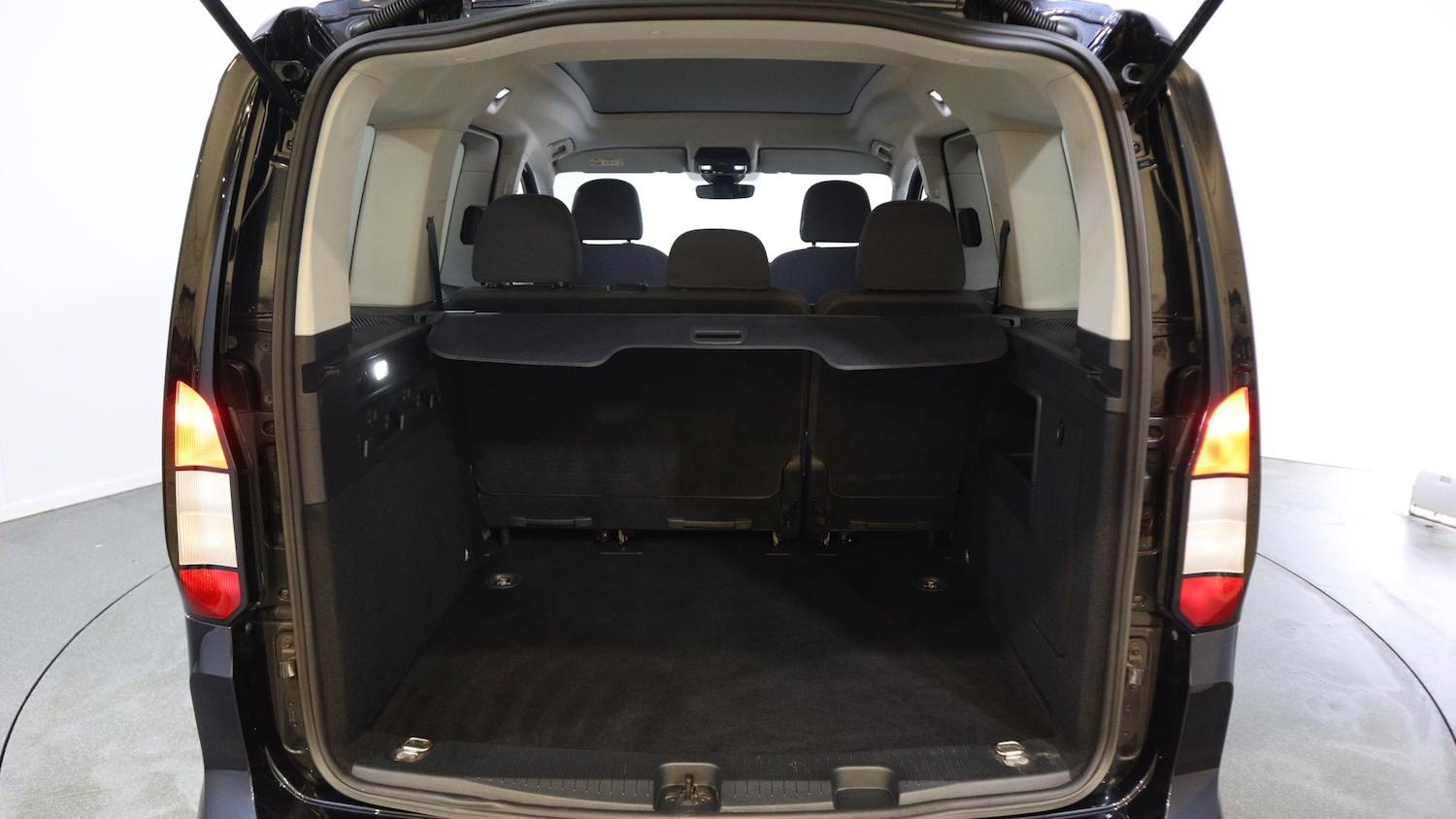 Used Ford Tourneo Connect 2022 for sale - 76818356: Photo 25