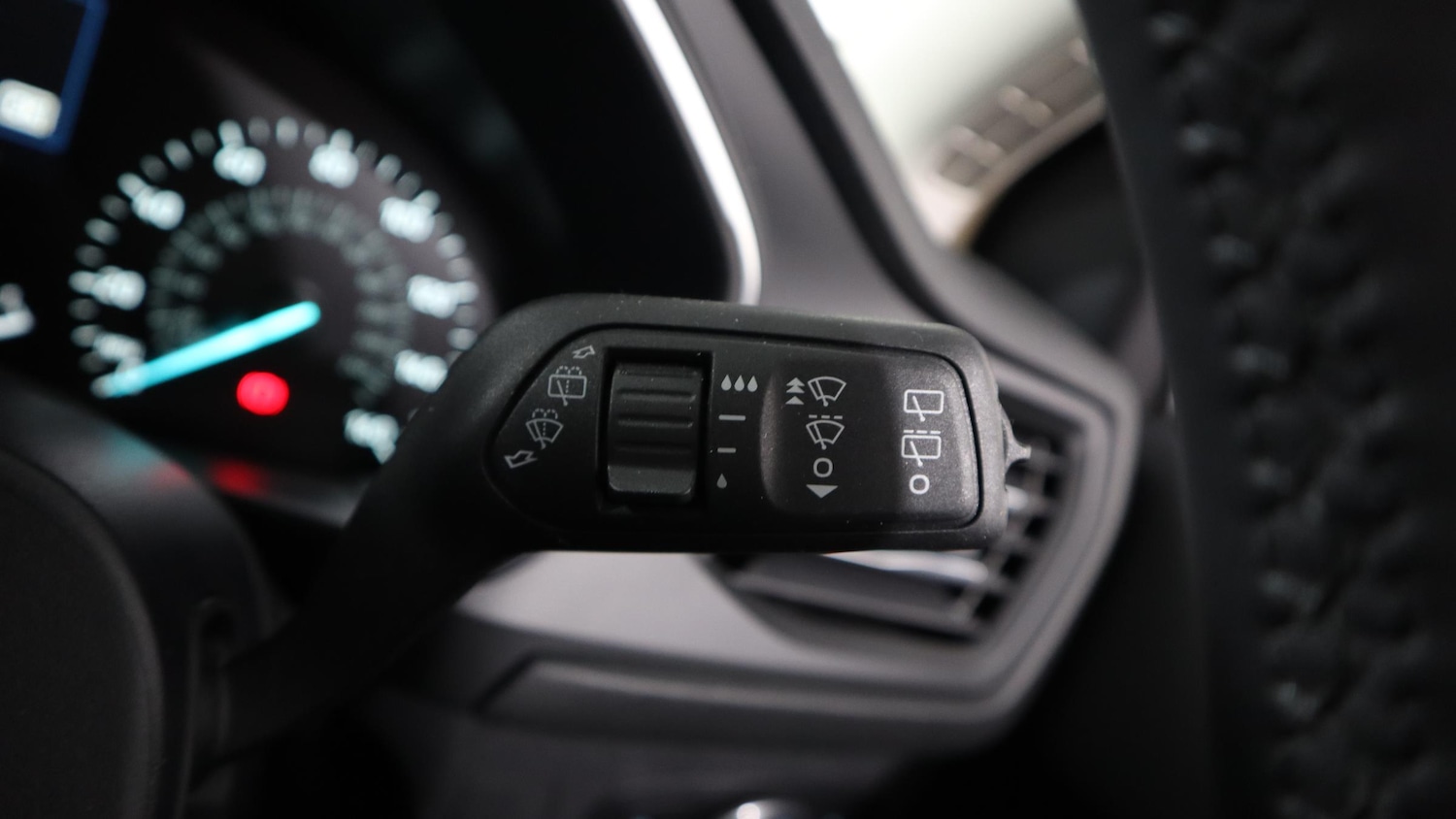 Used Ford Focus 2023 for sale - 76818348: Photo 31