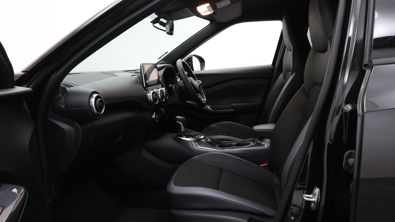 Used Nissan Juke 2022 for sale - 76818403: Photo 25