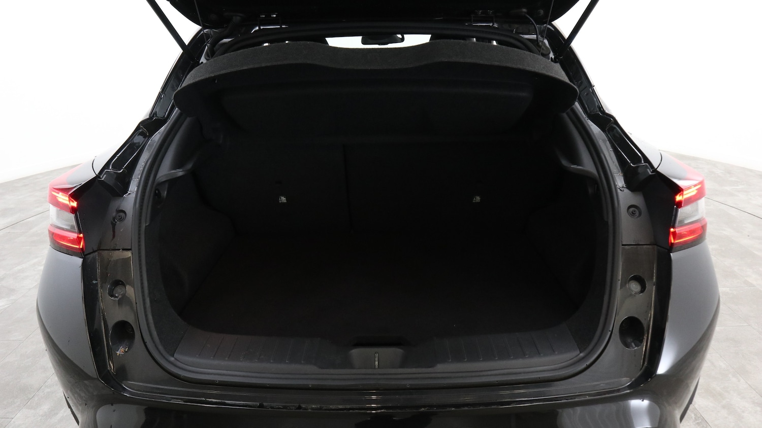 Used Nissan Juke 2022 for sale - 76818403: Photo 28