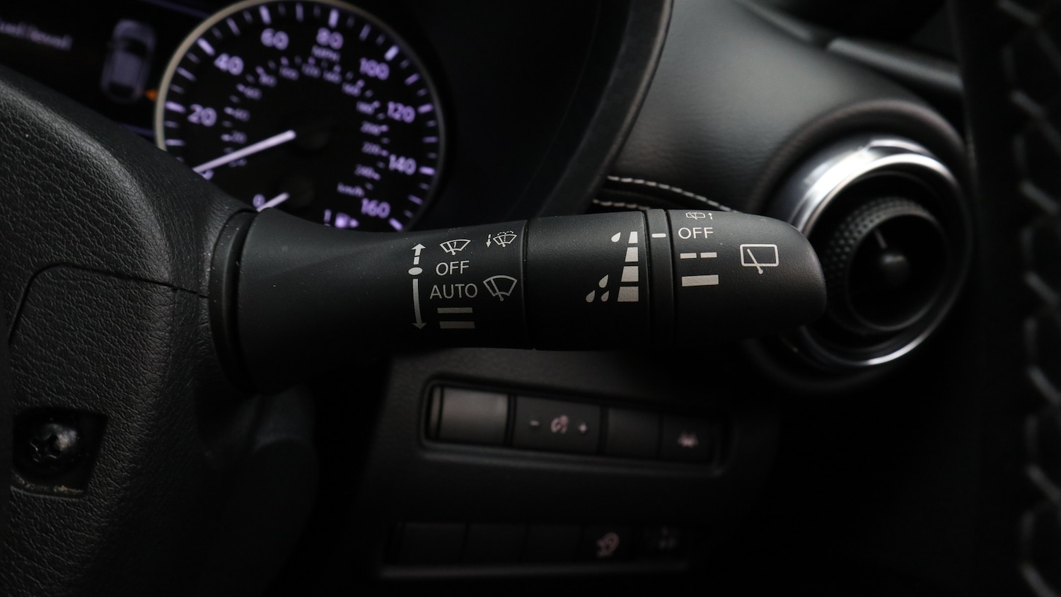 Used Nissan Juke 2022 for sale - 76818403: Photo 33