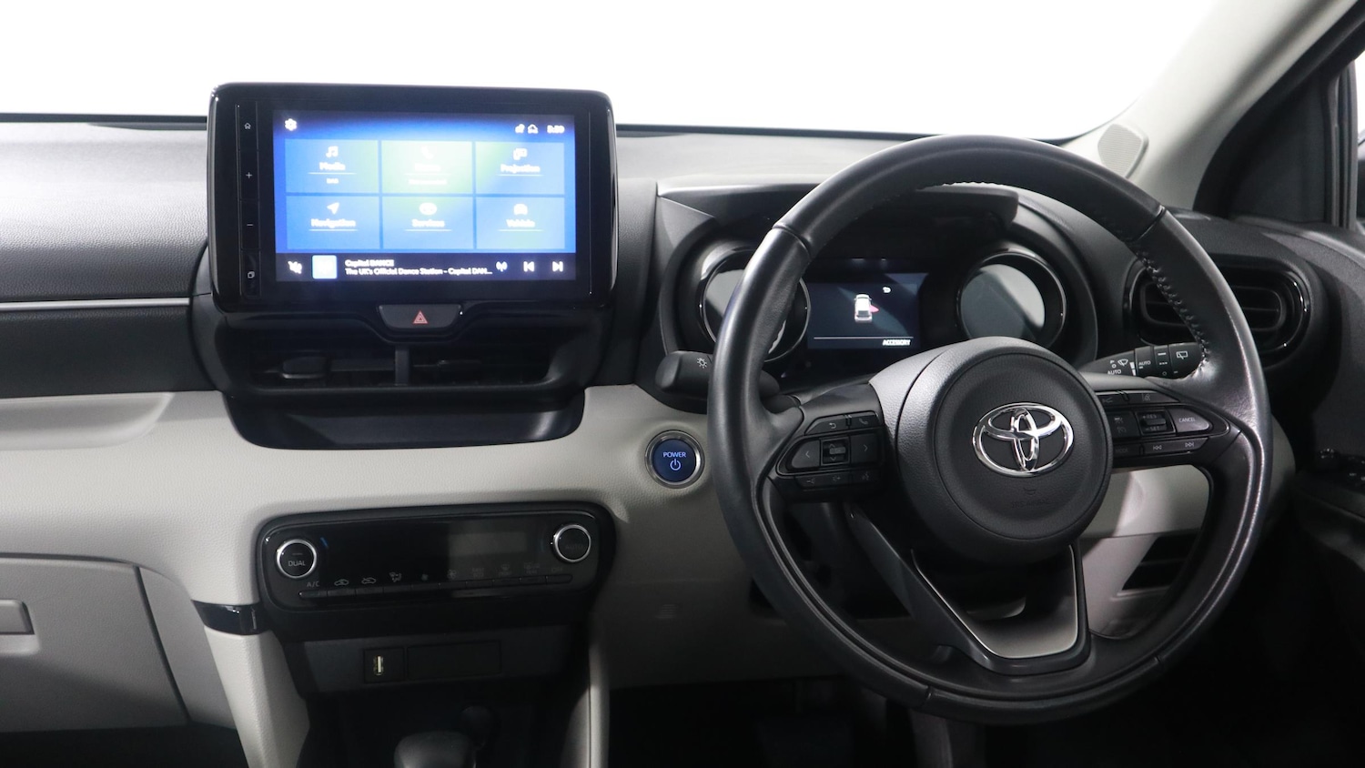 Used Toyota Yaris 2022 for sale - 76818420: Photo 25