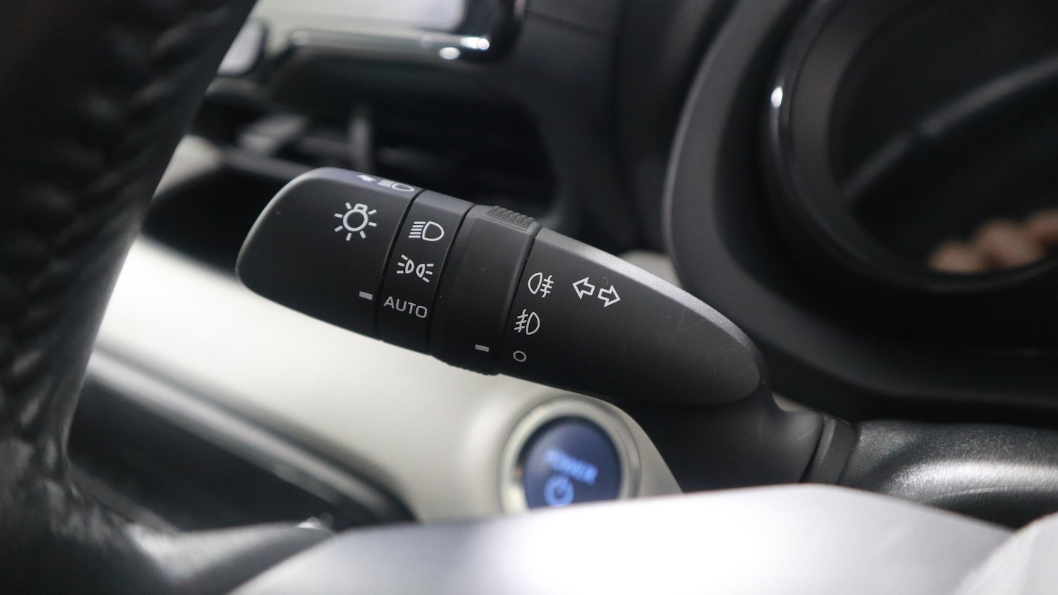 Used Toyota Yaris 2022 for sale - 76818420: Photo 28