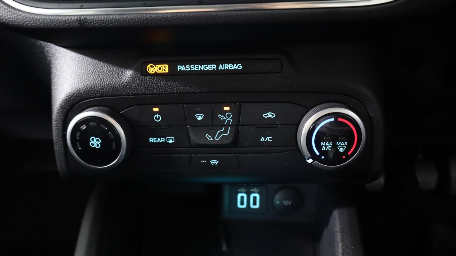 Used Ford Focus 2021 for sale - 77210207: Photo 34