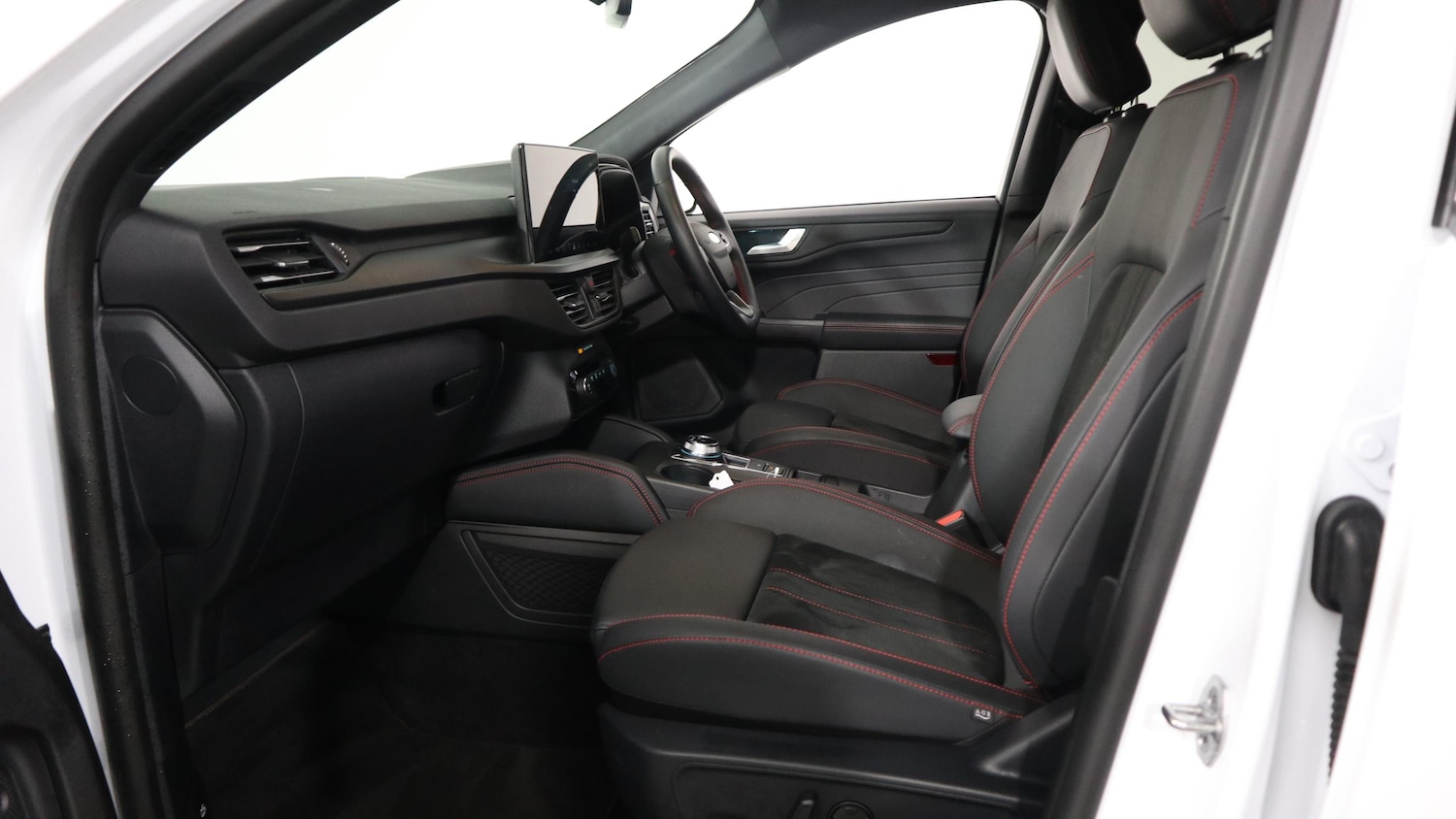 Used Ford Kuga 2024 for sale - 76818385: Photo 23