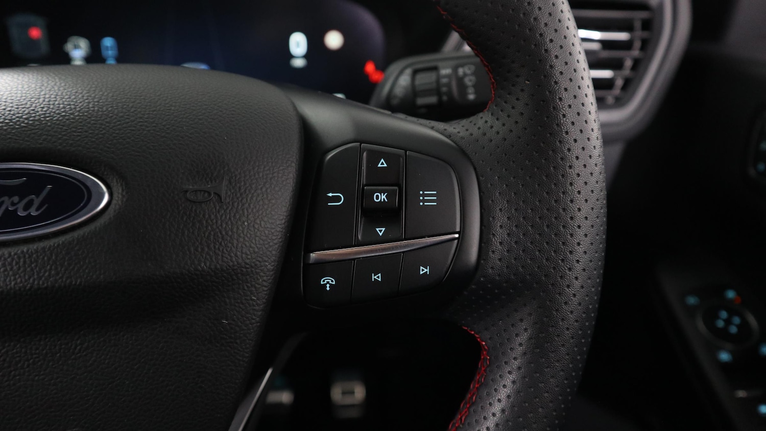 Used Ford Kuga 2024 for sale - 76818385: Photo 30