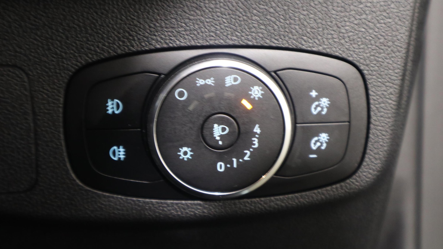 Used Ford Focus 2023 for sale - 77778353: Photo 39