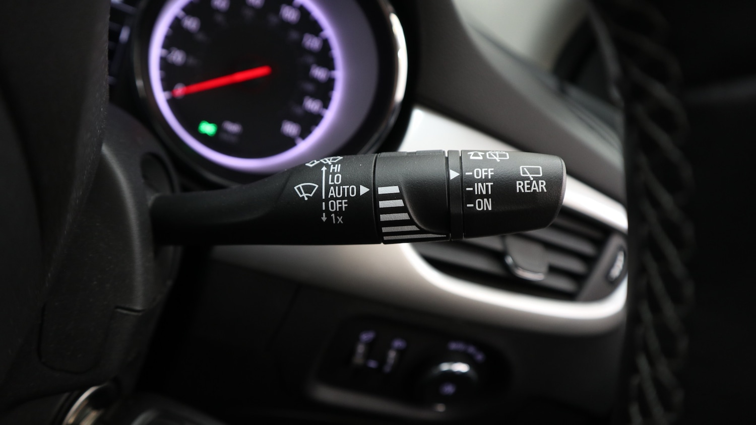 Used Vauxhall Astra 2020 for sale - 76818422: Photo 32