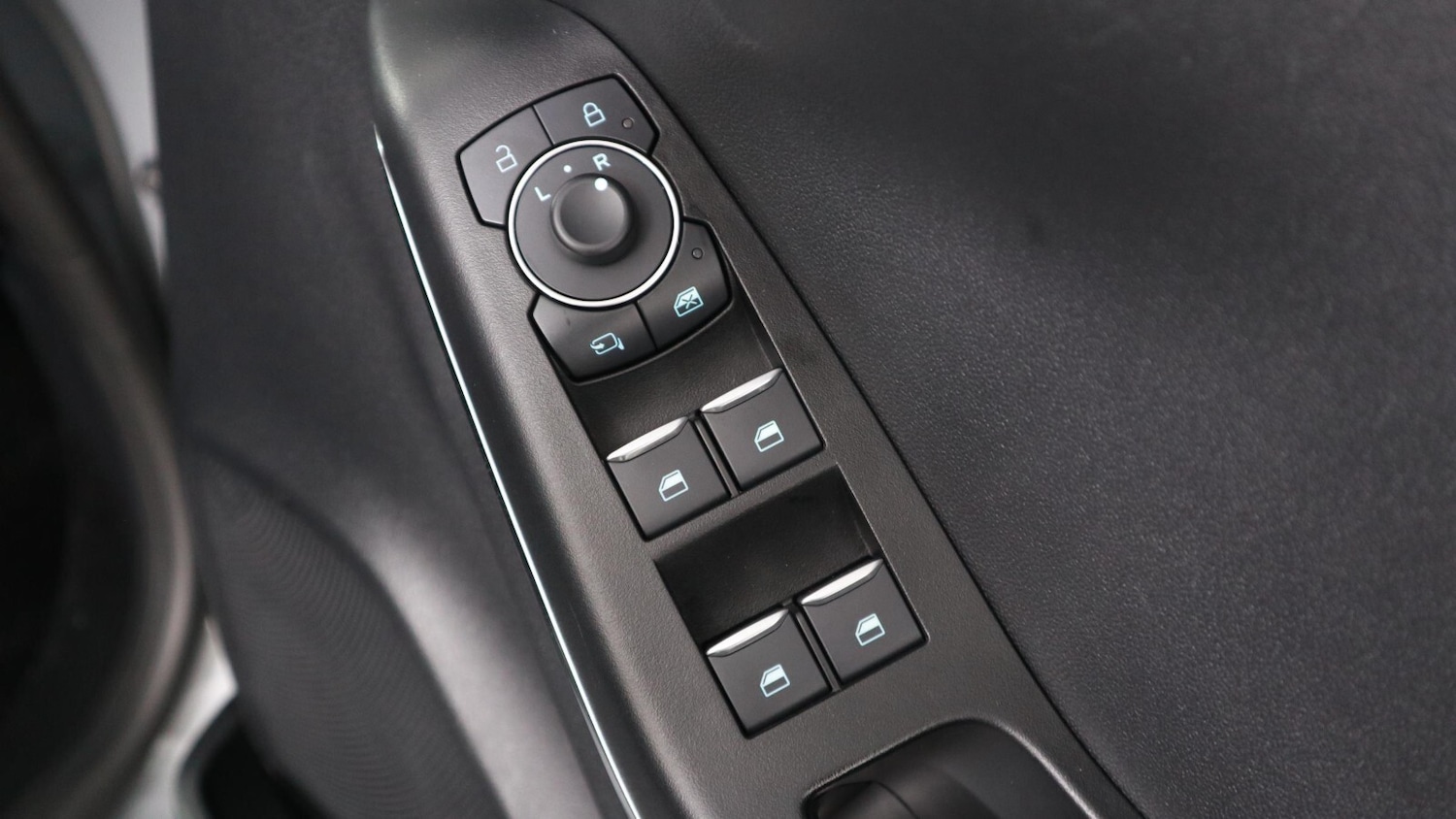 Used Ford Puma 2023 for sale - 76818450: Photo 37