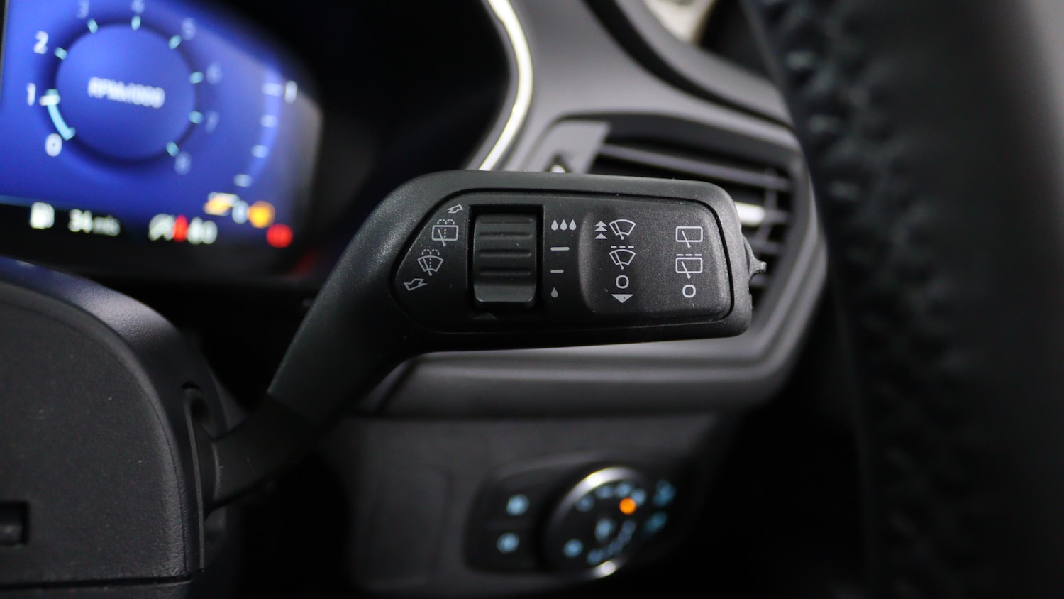 Used Ford Focus 2021 for sale - 76818331: Photo 31