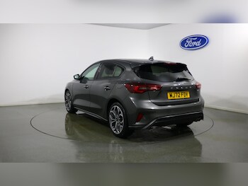 Used Ford Focus 2022 for sale - 76921912: Photo