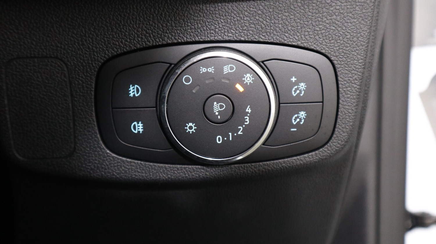 Used Ford Focus 2022 for sale - 76818449: Photo 38