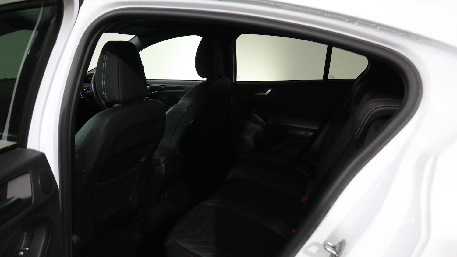 Used Ford Focus 2022 for sale - 76818389: Photo 24