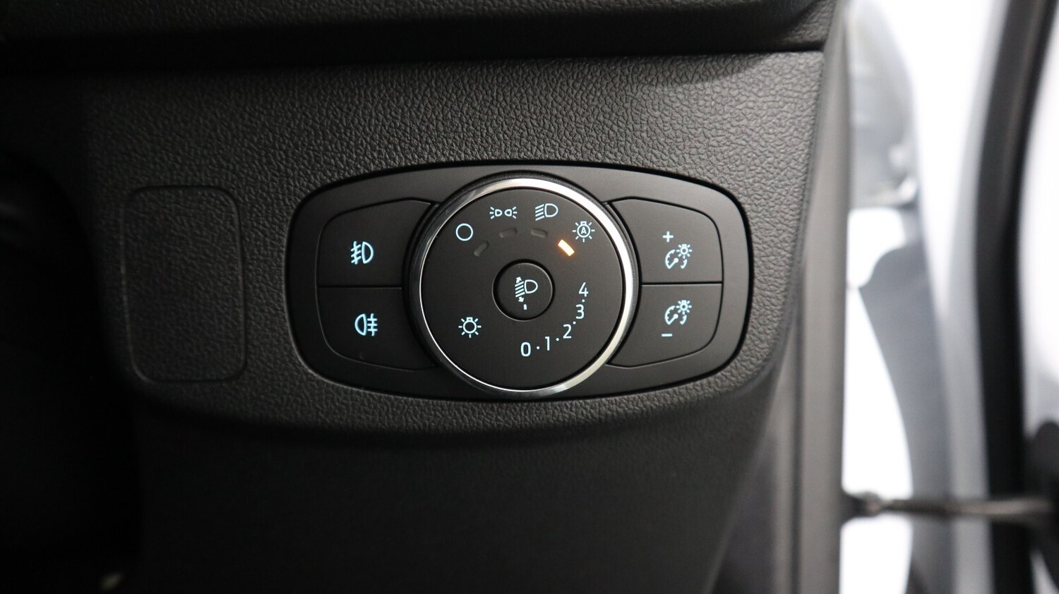 Used Ford Focus 2023 for sale - 76818377: Photo 36