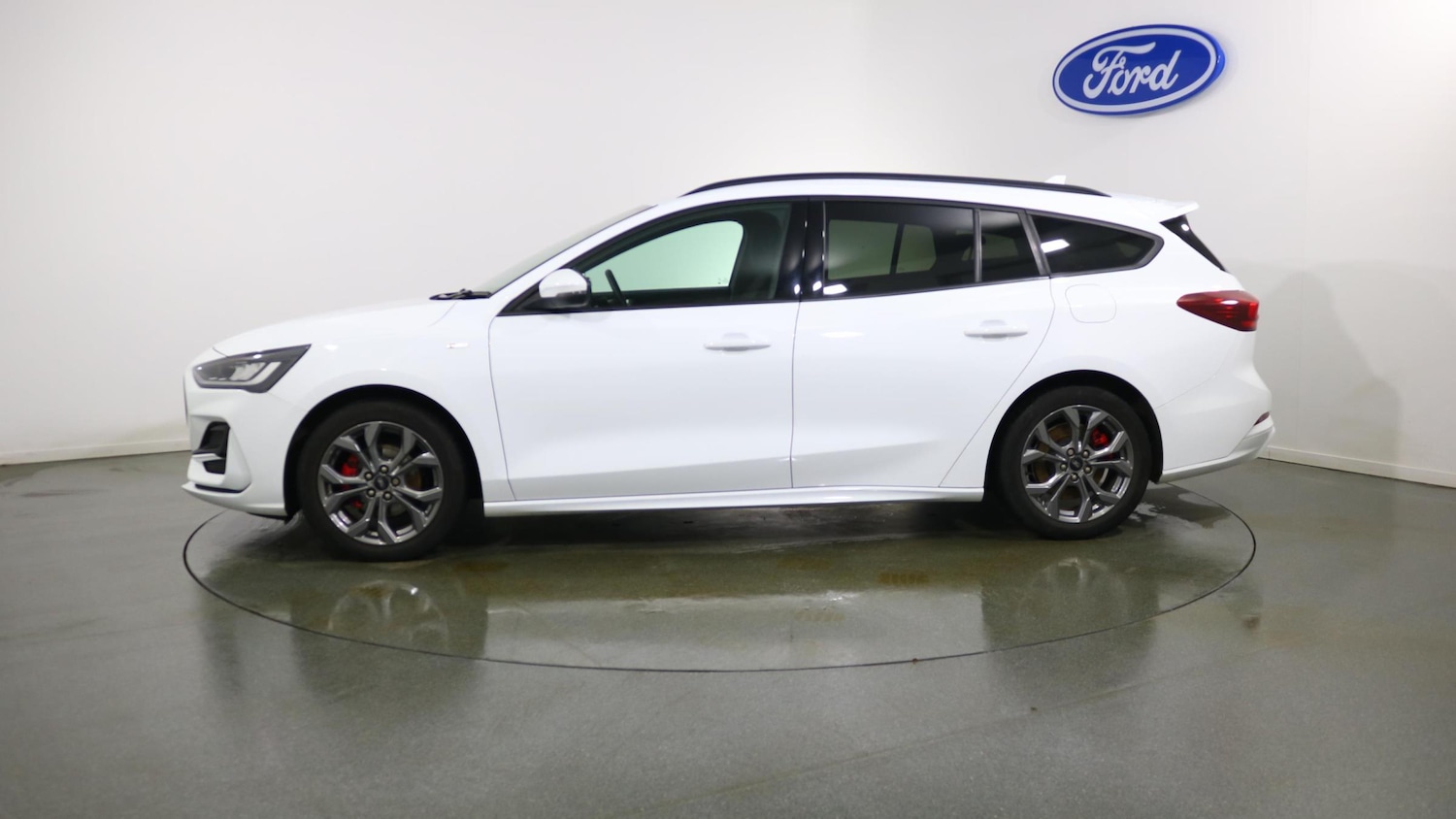 Used Ford Focus 2023 for sale - 76818377: Photo 9