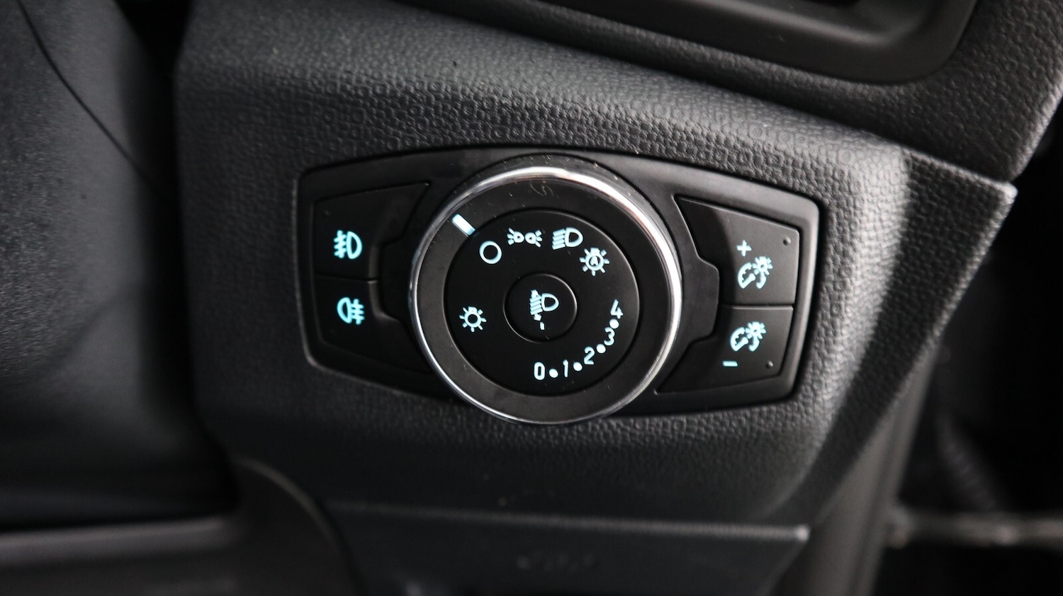 Used Ford Ecosport 2022 for sale - 76818451: Photo 35