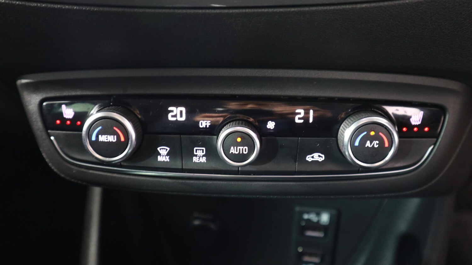 Used Vauxhall Crossland 2022 for sale - 77442520: Photo 34