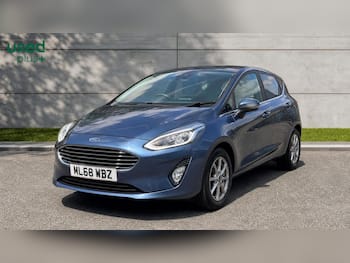 Used Ford Fiesta 2018 for sale - 79609882: Photo