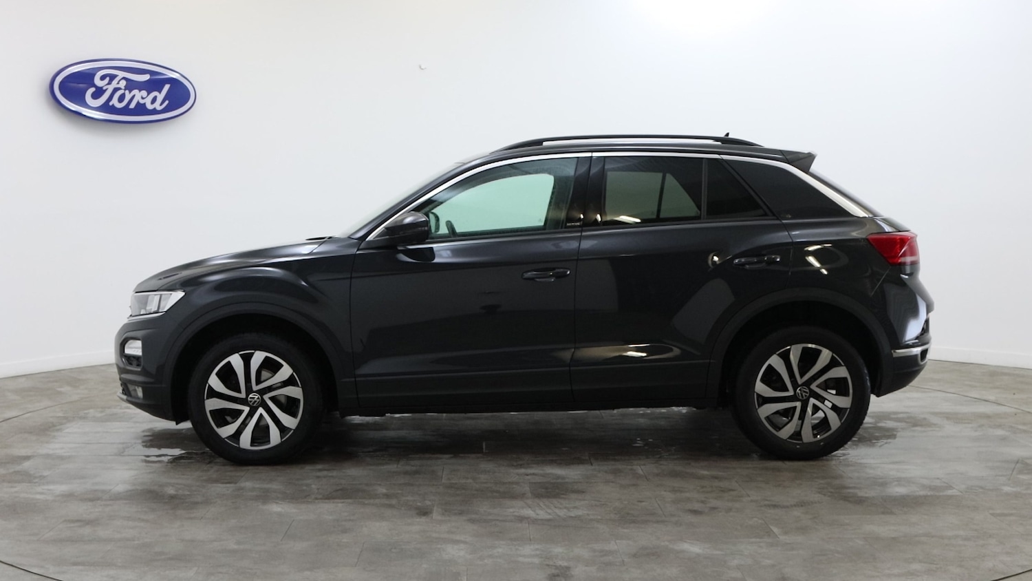 Used Volkswagen T-Roc 2021 for sale - 76818401: Photo 10