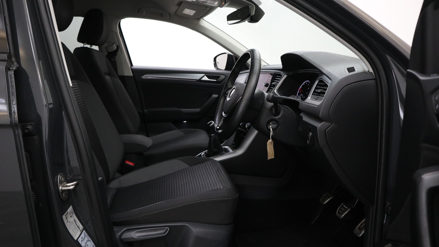 Used Volkswagen T-Roc 2021 for sale - 76818401: Photo 22