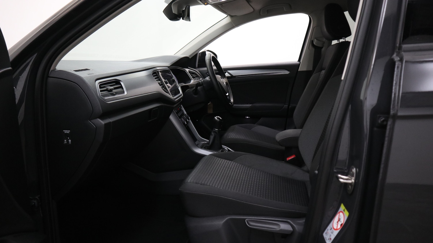 Used Volkswagen T-Roc 2021 for sale - 76818401: Photo 24