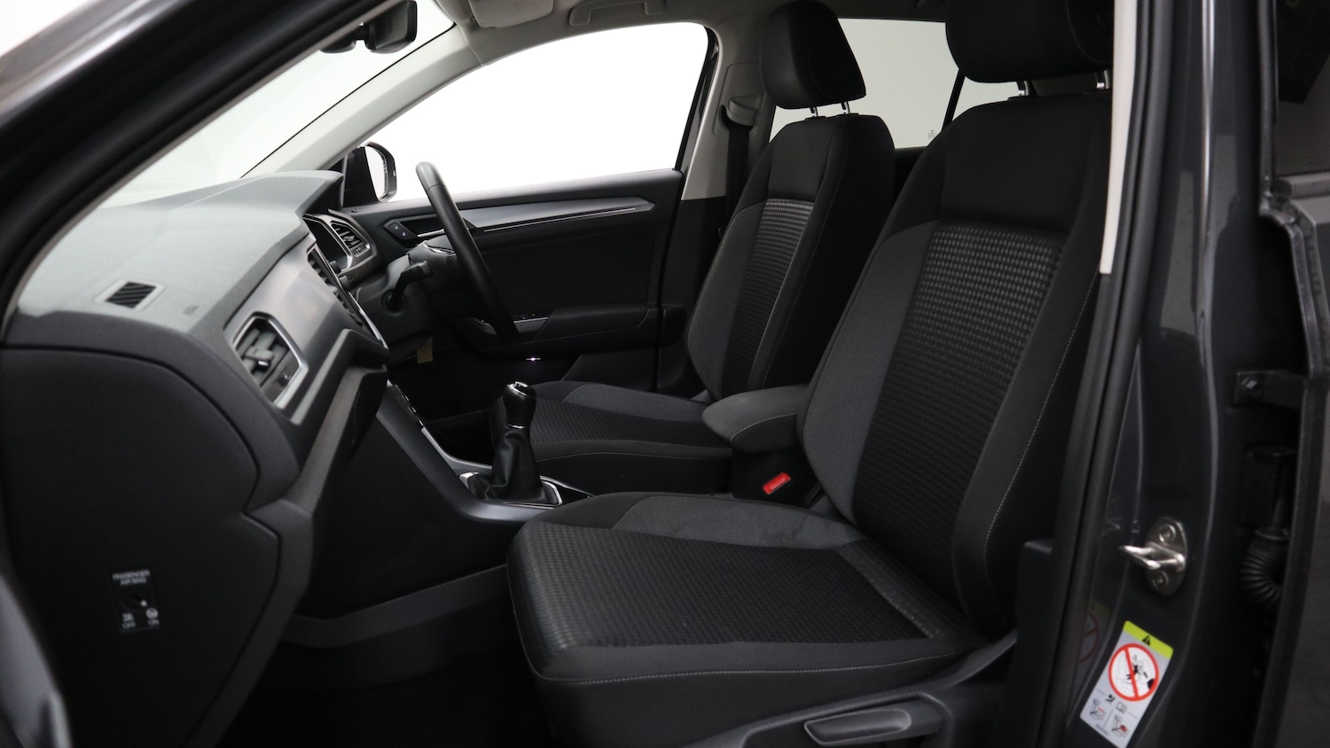 Used Volkswagen T-Roc 2021 for sale - 76818401: Photo 25