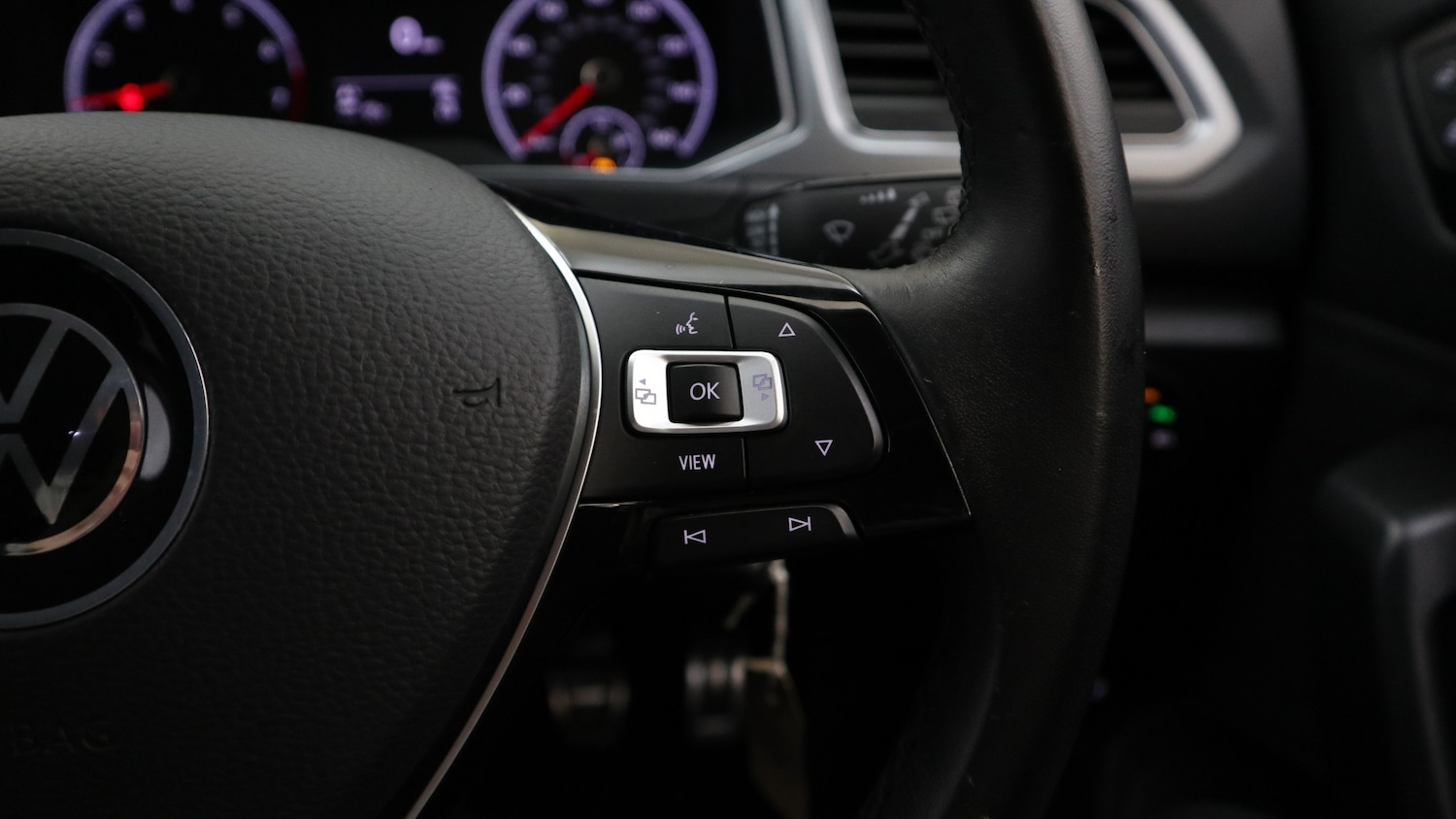 Used Volkswagen T-Roc 2021 for sale - 76818401: Photo 31