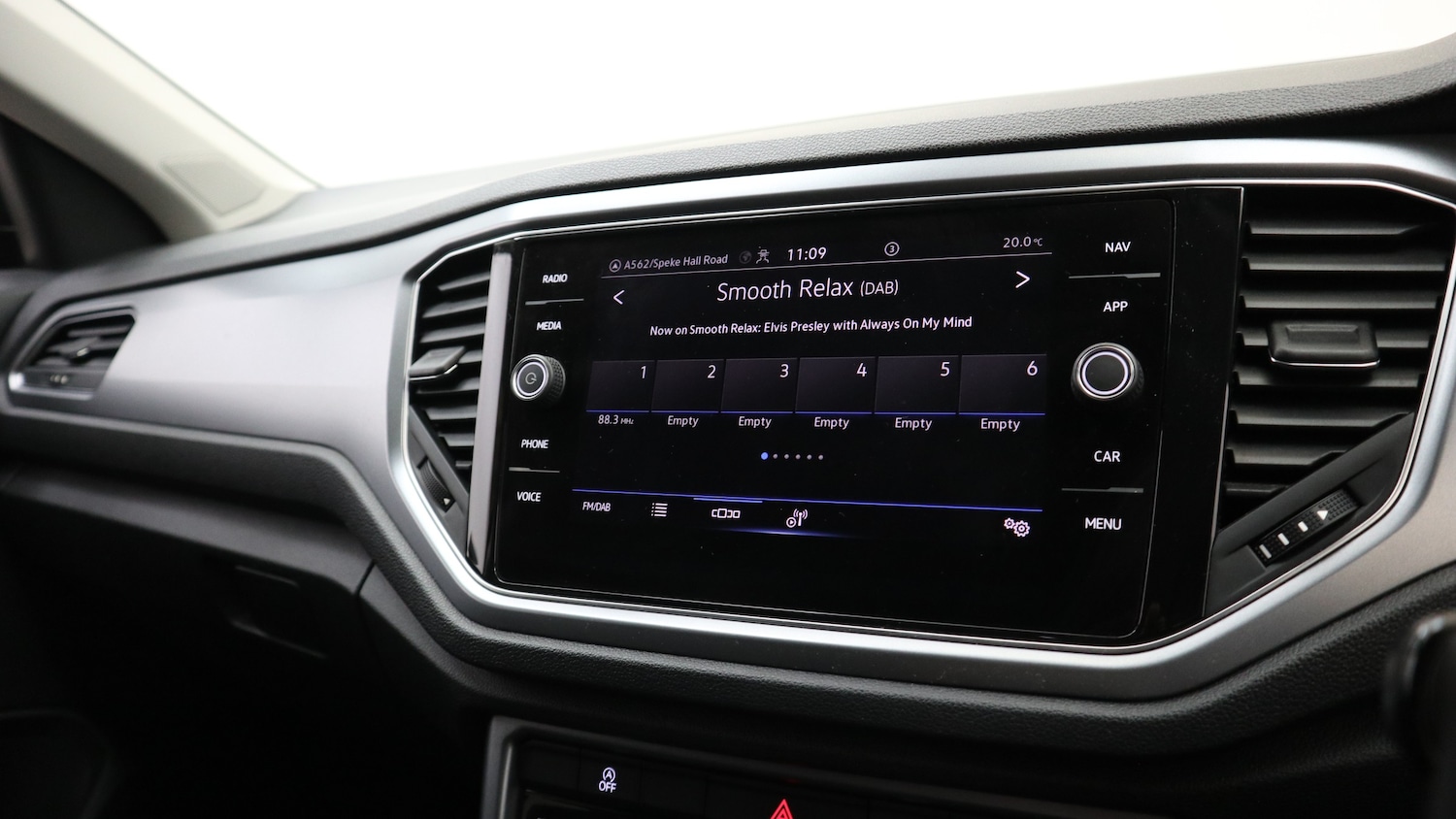 Used Volkswagen T-Roc 2021 for sale - 76818401: Photo 34