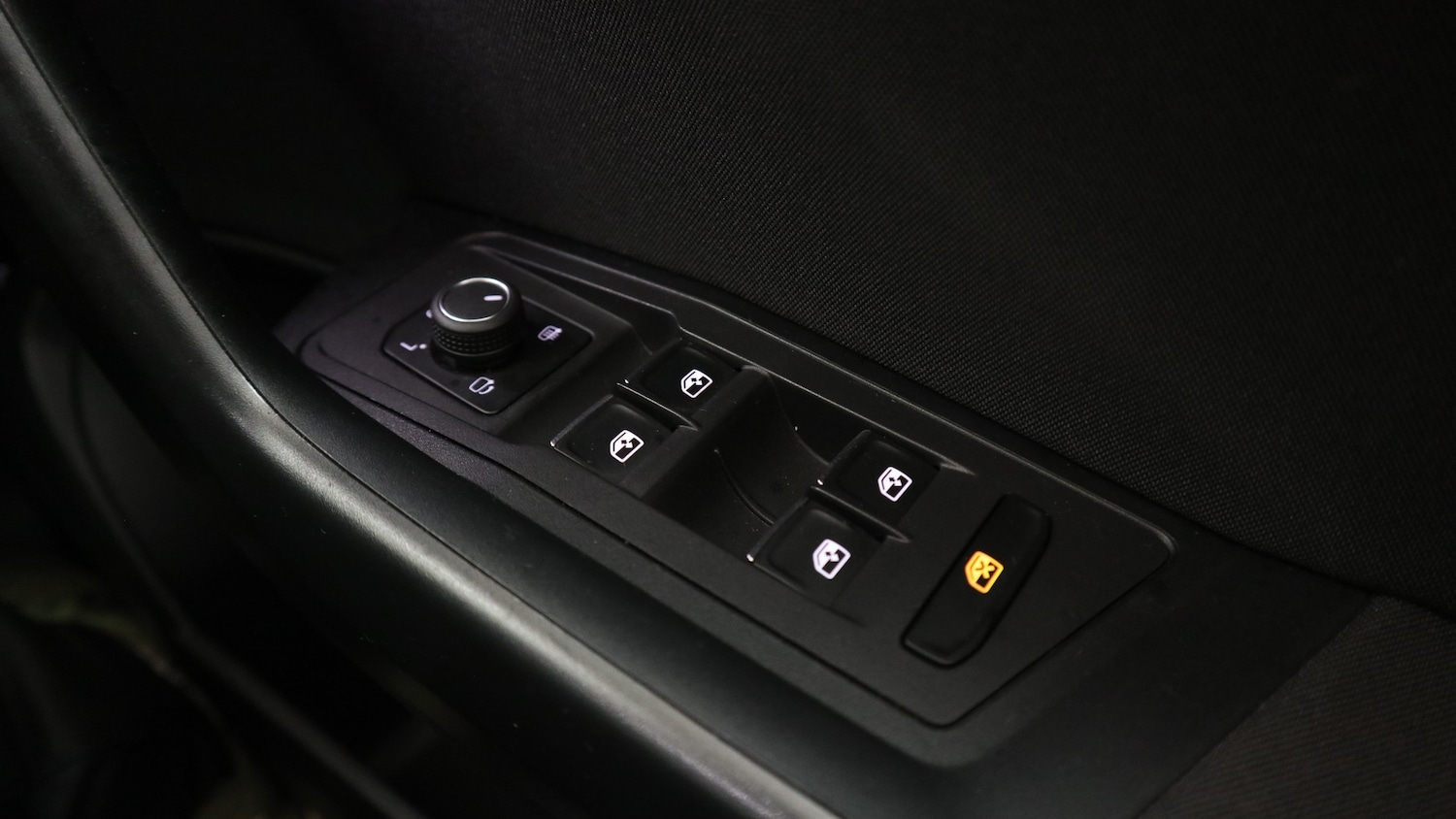 Used Volkswagen T-Roc 2021 for sale - 76818401: Photo 41