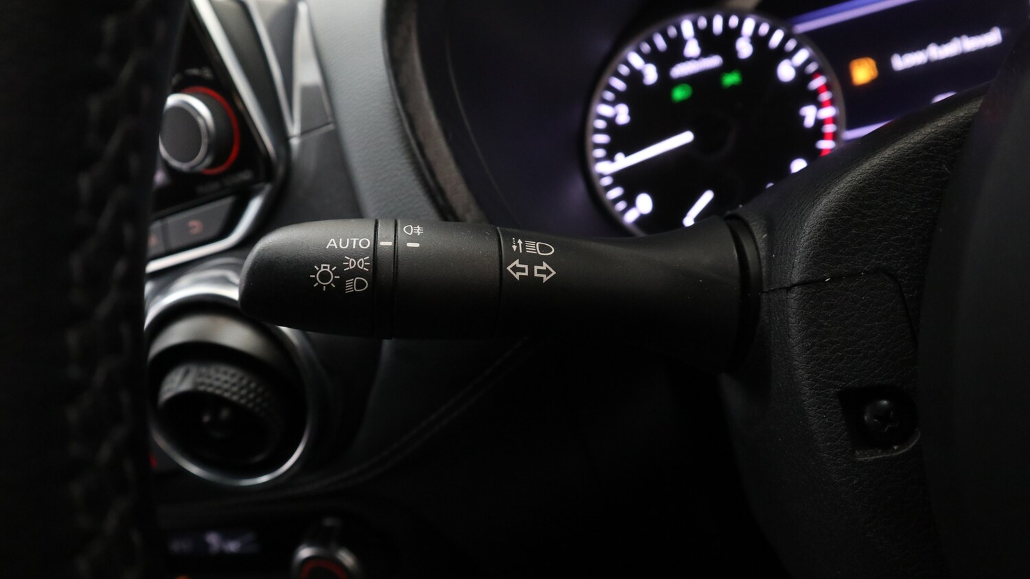 Used Nissan Juke 2022 for sale - 77111439: Photo 32