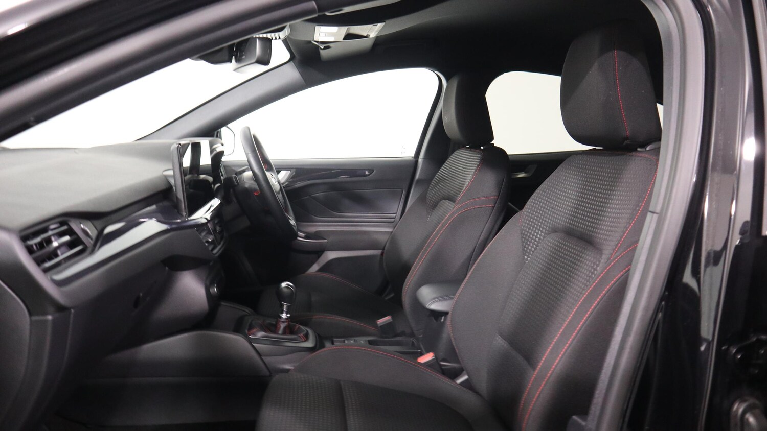 Used Ford Focus 2023 for sale - 77942110: Photo 21