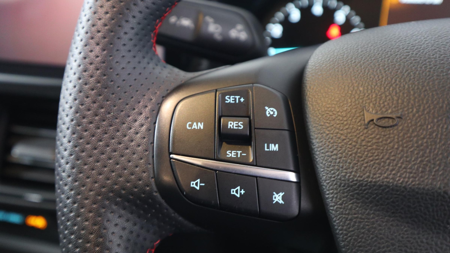 Used Ford Focus 2023 for sale - 77942110: Photo 26