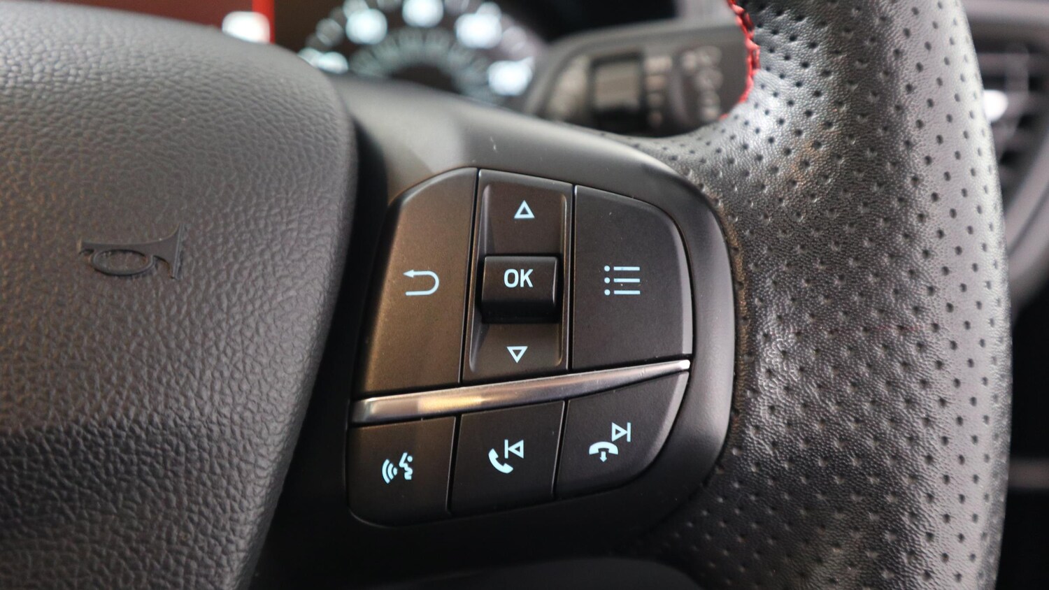 Used Ford Focus 2023 for sale - 77942110: Photo 27