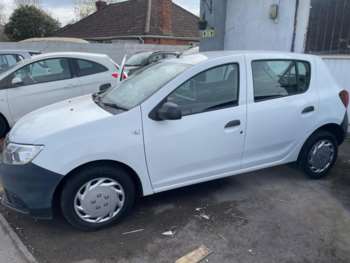 Used Dacia Sandero 2017 for sale - 74938626: Photo