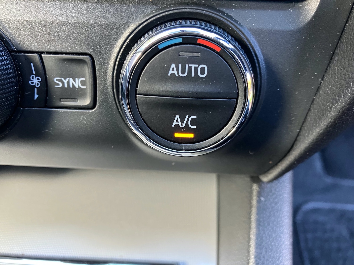 Used Skoda Octavia 2015 for sale - 76449553: Photo 65