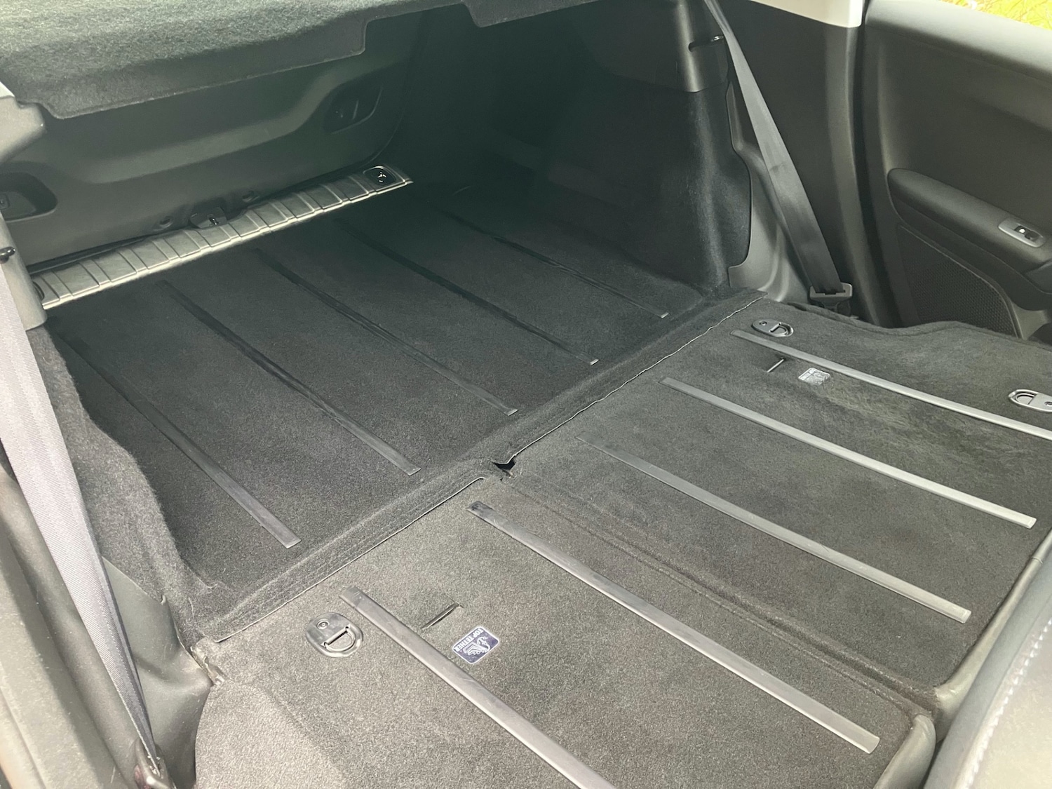 Used Peugeot 2008 2014 for sale - 76380288: Photo 11