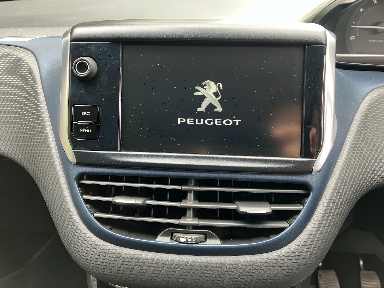 Used Peugeot 2008 2014 for sale - 76380288: Photo 47