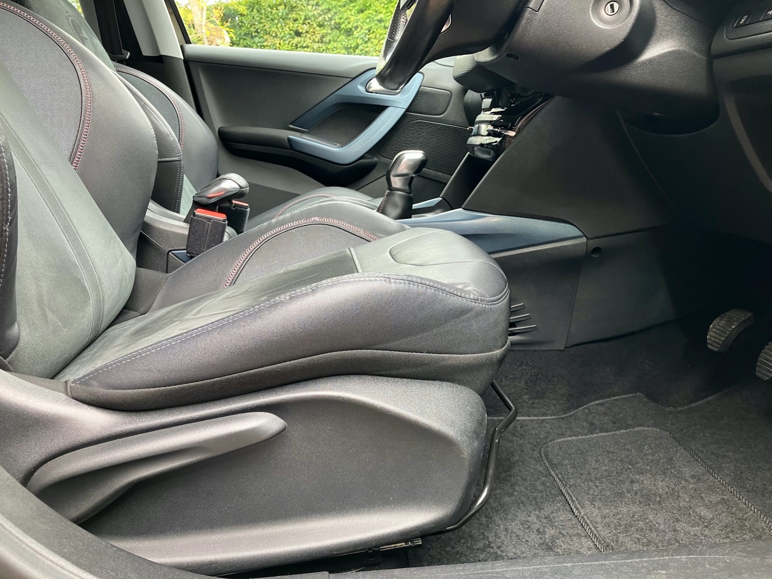 Used Peugeot 2008 2014 for sale - 76380288: Photo 6