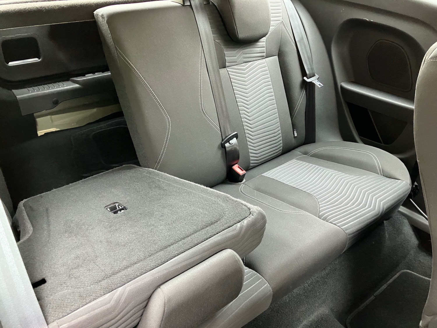 Used Ford Fiesta 2015 for sale - 76380247: Photo 10