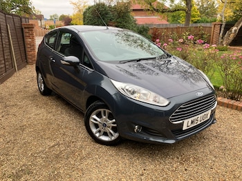 Used Ford Fiesta 2015 for sale - 76380247: Photo