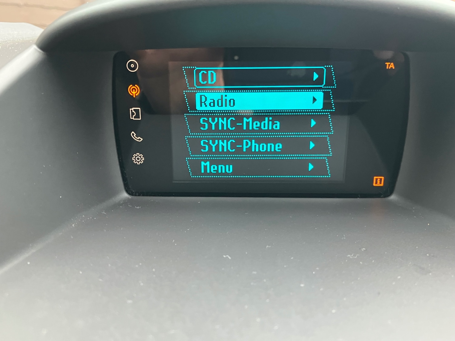 Used Ford Fiesta 2015 for sale - 76380247: Photo 26