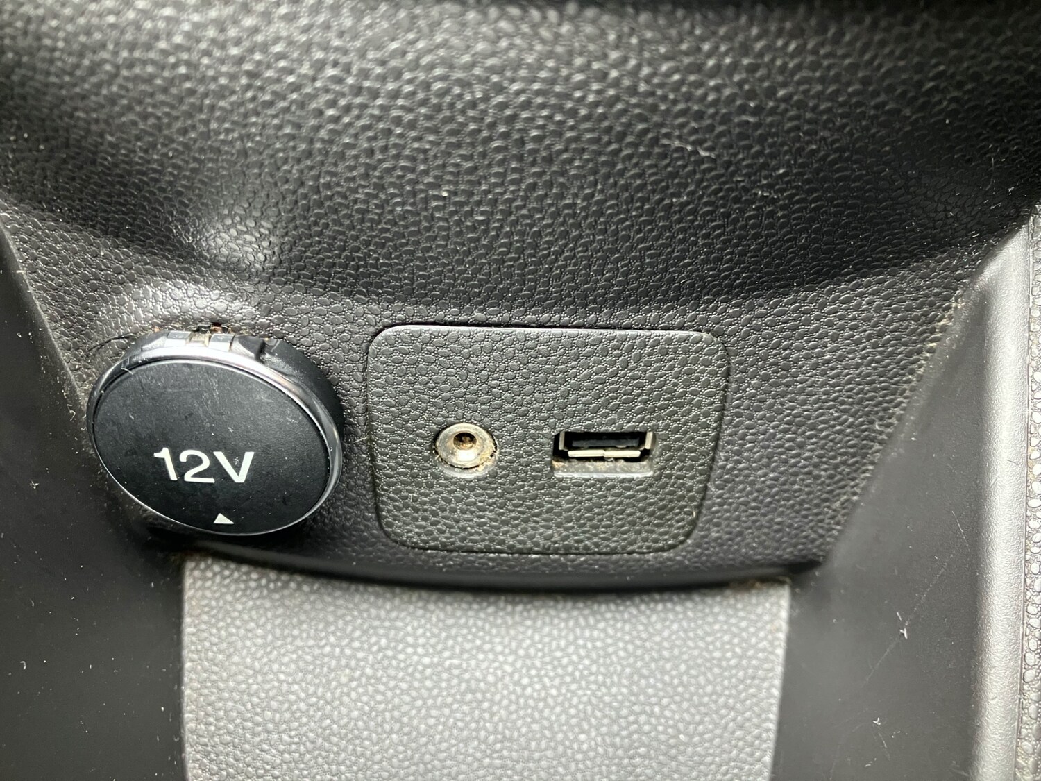 Used Ford Fiesta 2015 for sale - 76380247: Photo 34