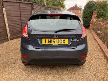 Used Ford Fiesta 2015 for sale - 76380247: Photo