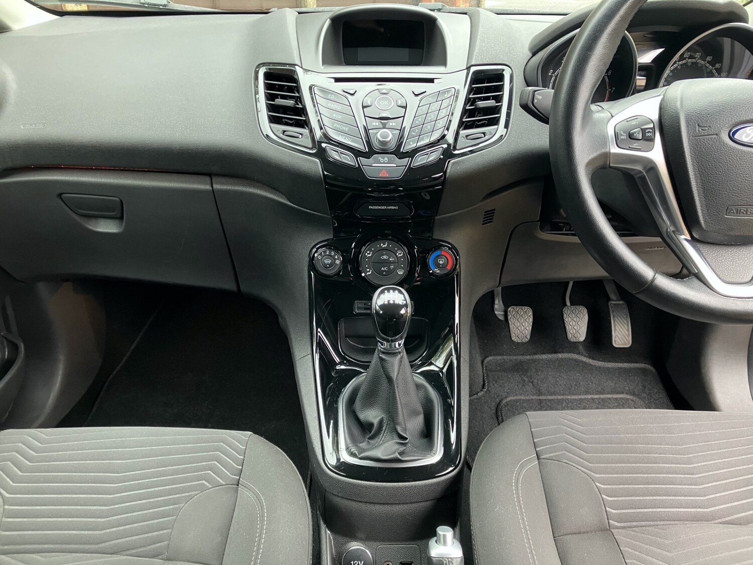 Used Ford Fiesta 2015 for sale - 76380247: Photo 58