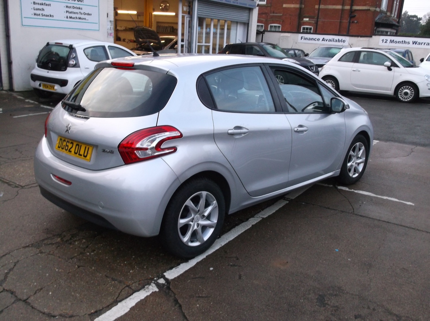 Used Peugeot 208 2012 for sale - 77220300: Photo 6
